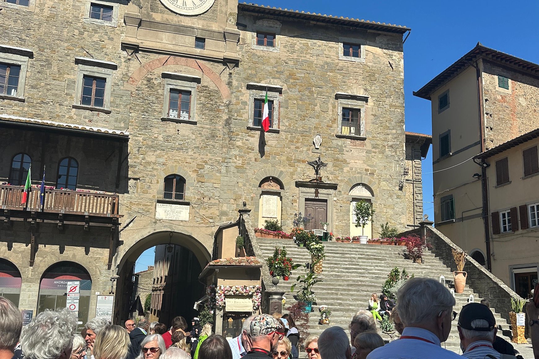Maggio si apre con un successo per Cortona in Fiore